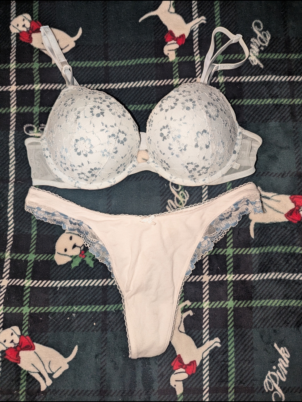 Victoria's Secret 38b wht& Lgt Blue Lace Push-Up Bra & Lg Thong Set + Bonous